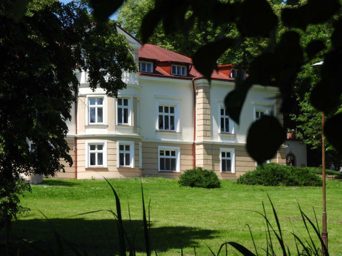 Zpp Hadle Szklarskie Jawornik Polski Exterior photo